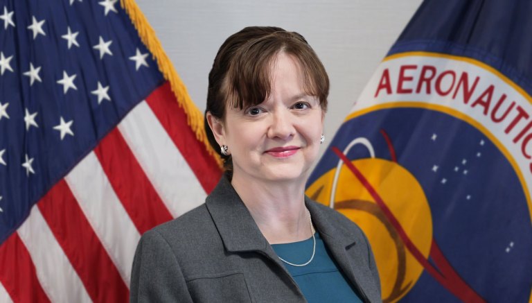 Headshot of Terri Thompson