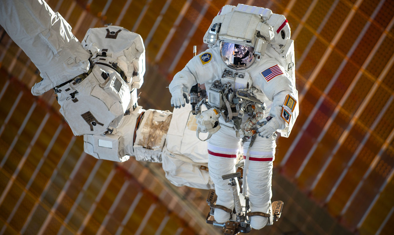 Managing the Growing Safety Risks of NASA's 50-Year-Old Spacesuit ...